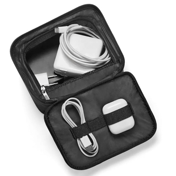 Away Small Tech Case - Picture 3 of 13